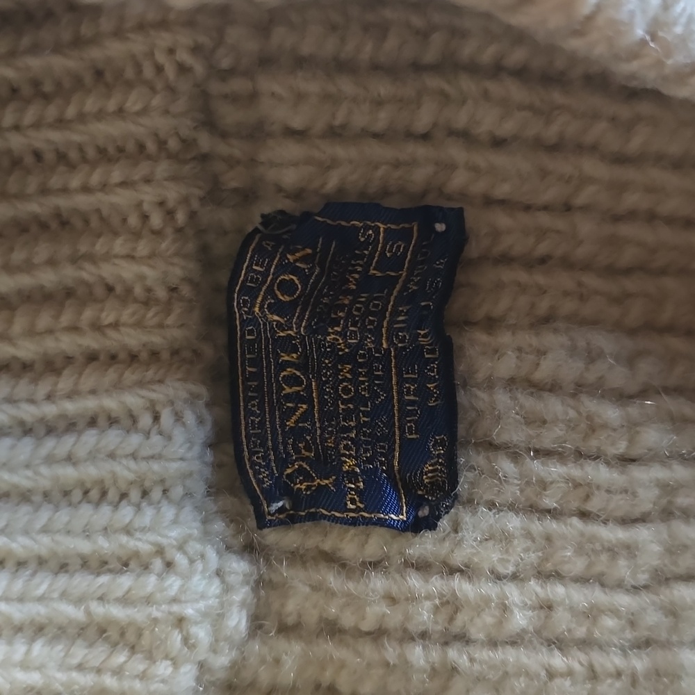 Ventage Pendleton 100% Virgin Wool - image 2